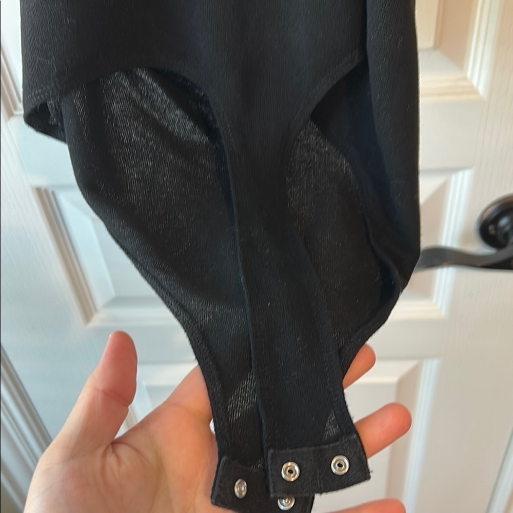 American Threads Black Asymmetrical Bodysuit Night Out Date Night Festival Event - Picture 4 of 5